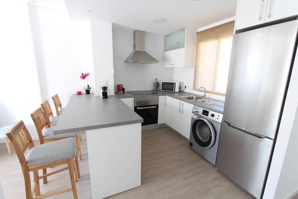 Apartamento Frente Al Mar, Recien Renovado, 1 Hab 1 Bano Ел Кампело Екстериор снимка